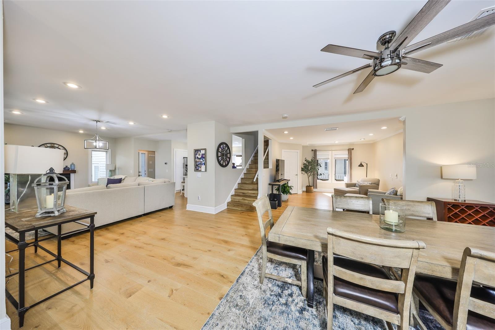 2802 OLD BAYSHORE WAY, TAMPA, FL, 33611