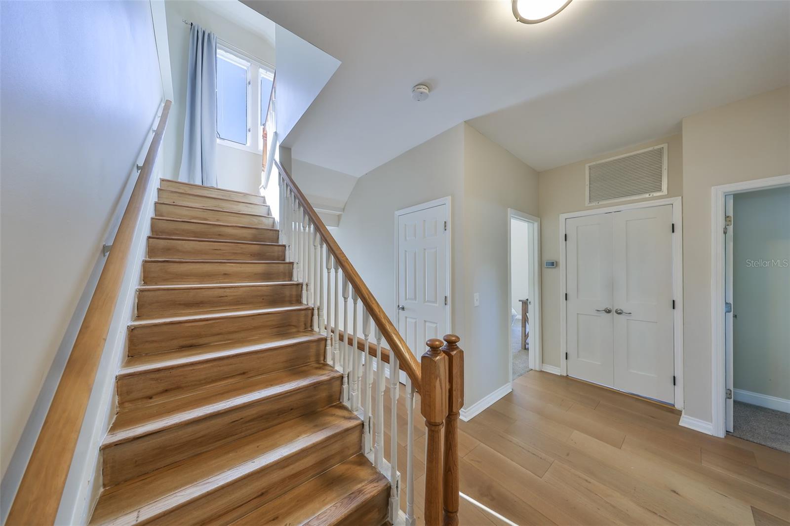 2802 OLD BAYSHORE WAY, TAMPA, FL, 33611