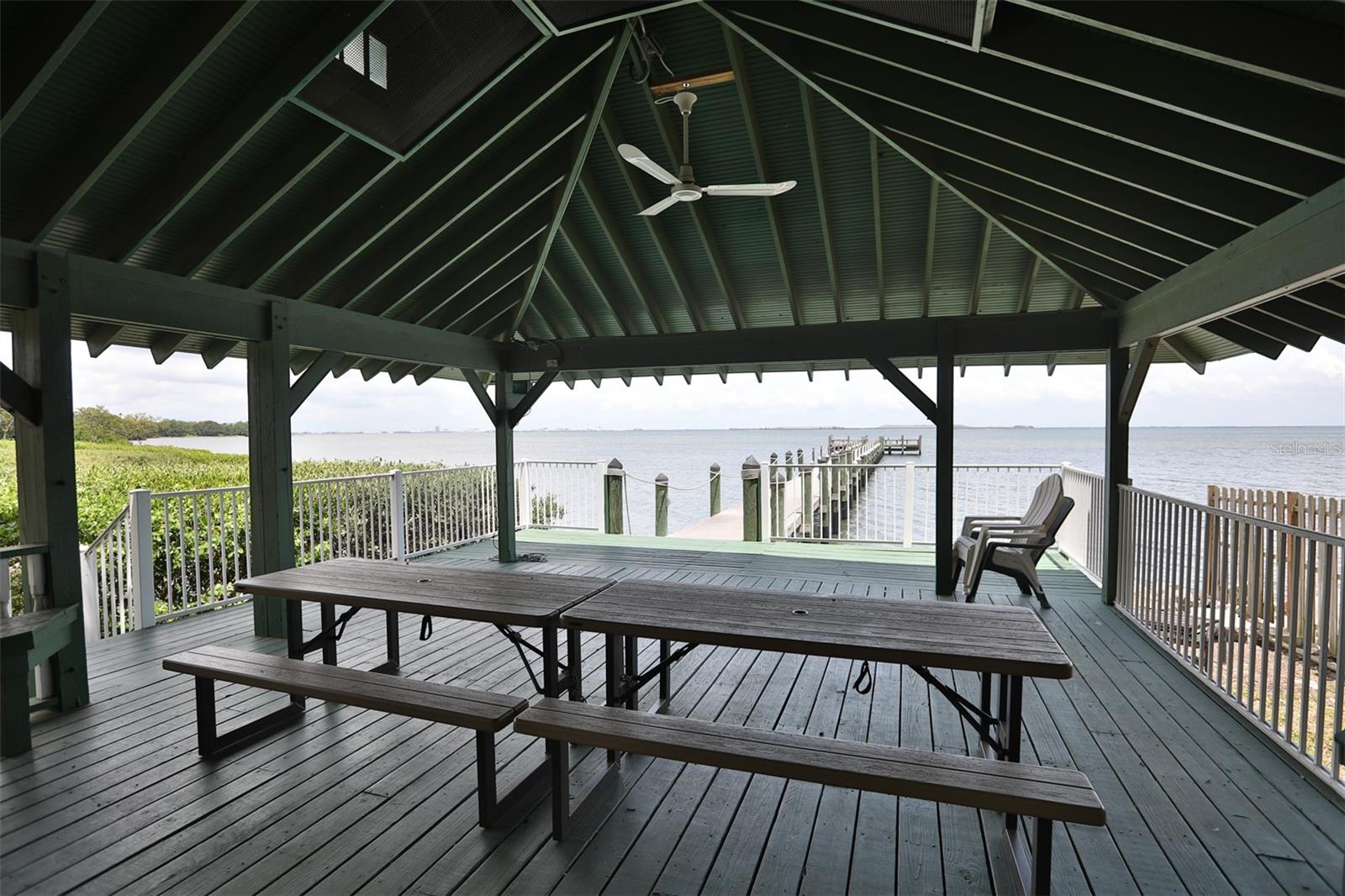 2802 OLD BAYSHORE WAY, TAMPA, FL, 33611