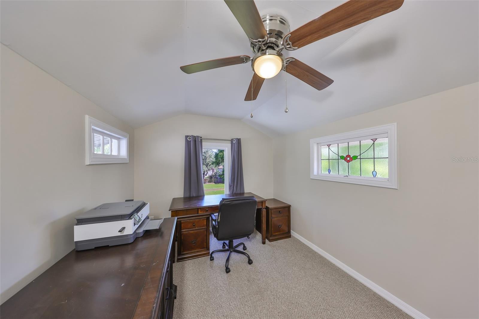 2802 OLD BAYSHORE WAY, TAMPA, FL, 33611