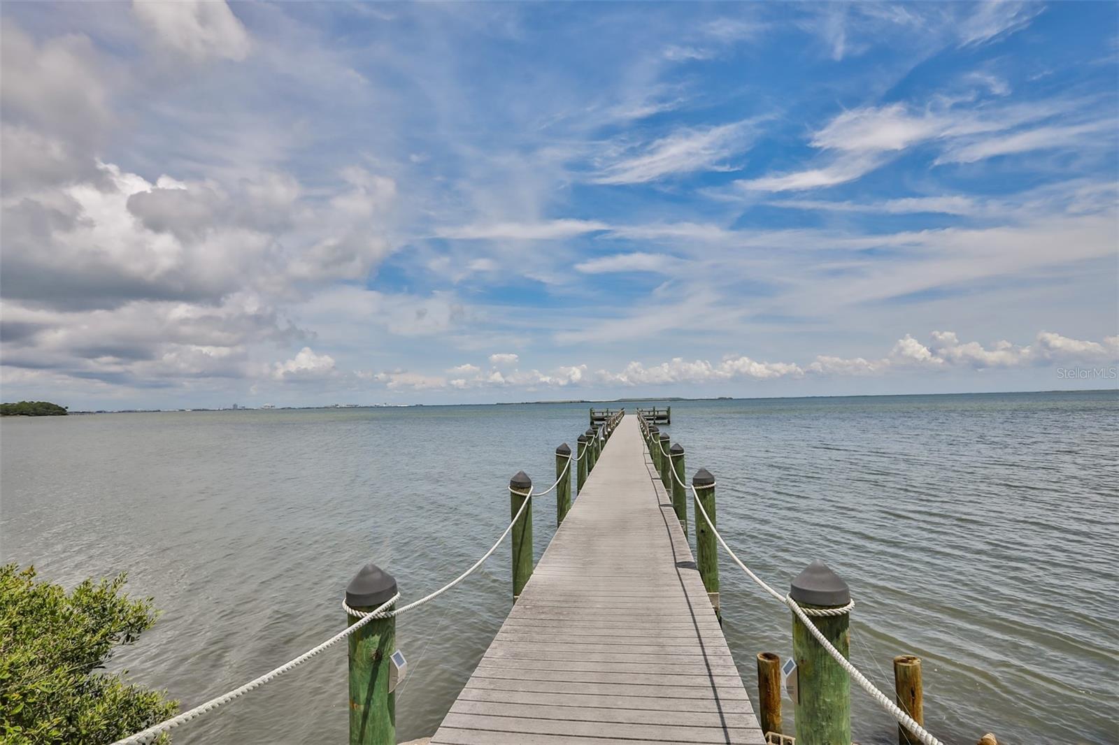 2802 OLD BAYSHORE WAY, TAMPA, FL, 33611