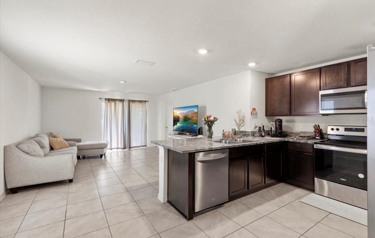 12168 LILY MAGNOLIA LN, RIVERVIEW, FL, 33569