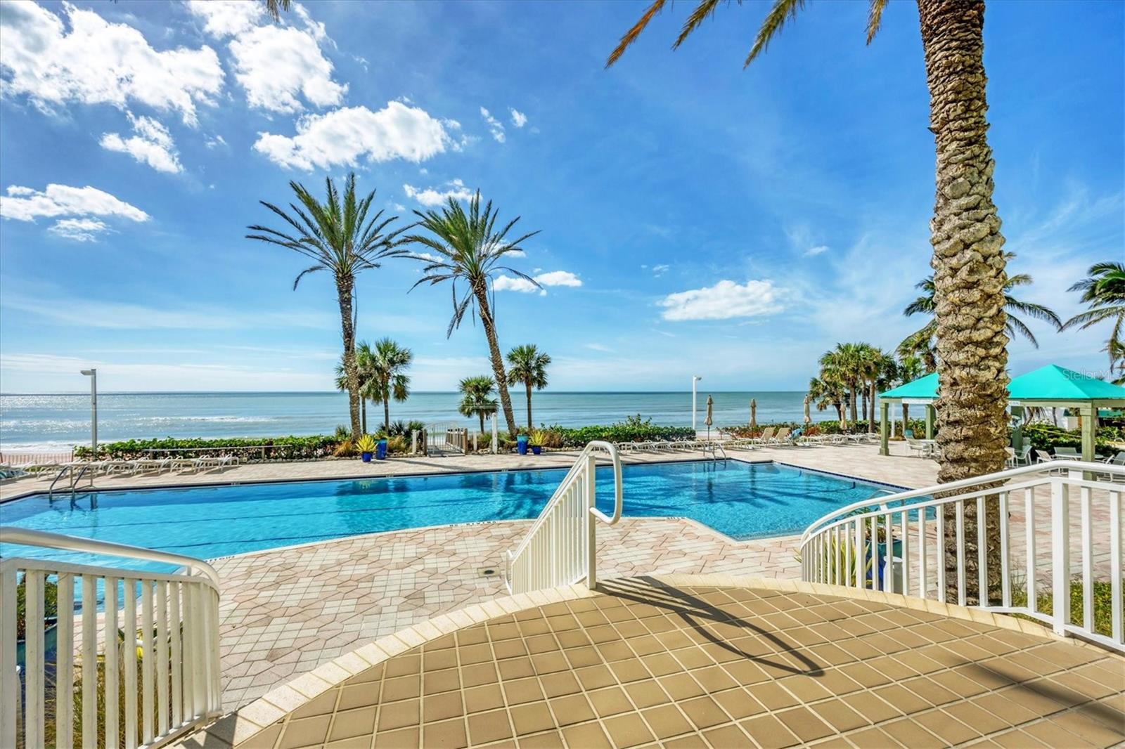 1800 BENJAMIN FRANKLIN DR #B310, SARASOTA, FL, 34236