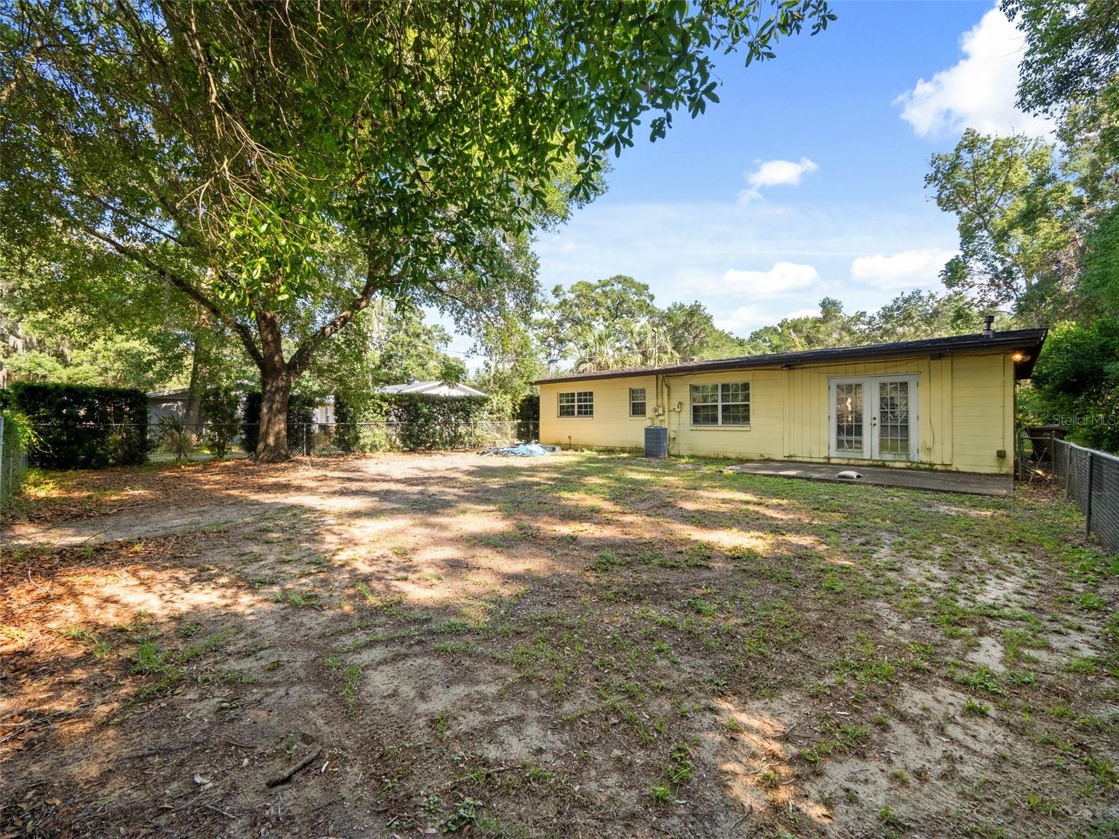 25519 COLMAR AVE, SORRENTO, FL, 32776