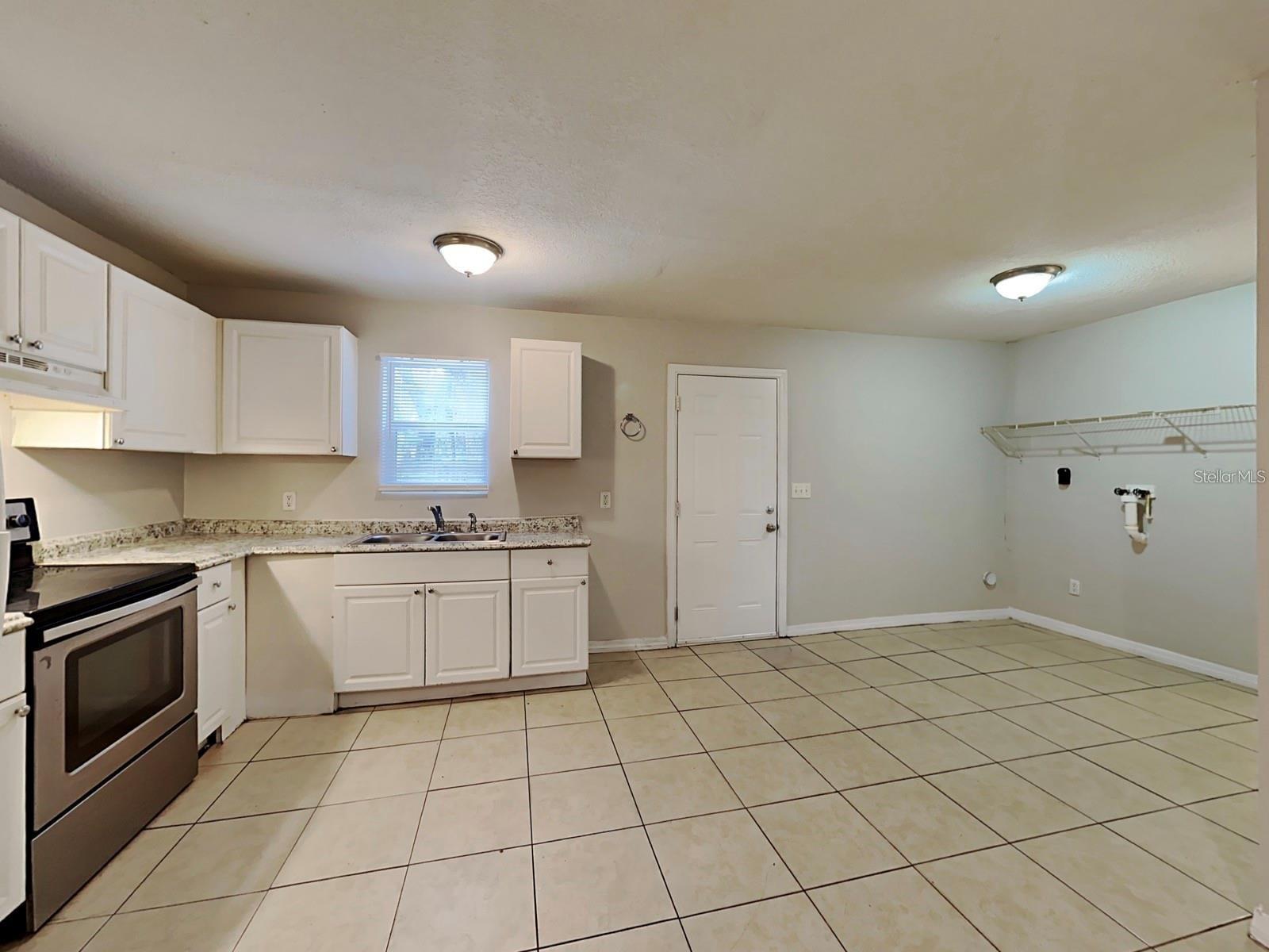 430 S PARSONS AVE #3, DELAND, FL, 32720