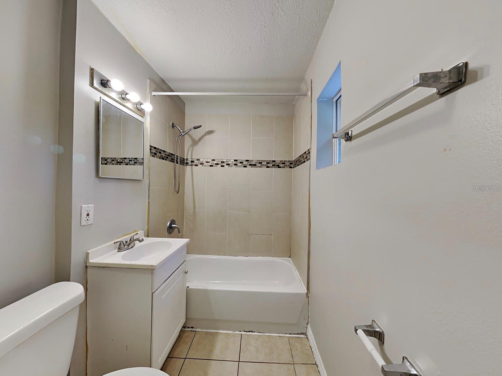 430 S PARSONS AVE #3, DELAND, FL, 32720