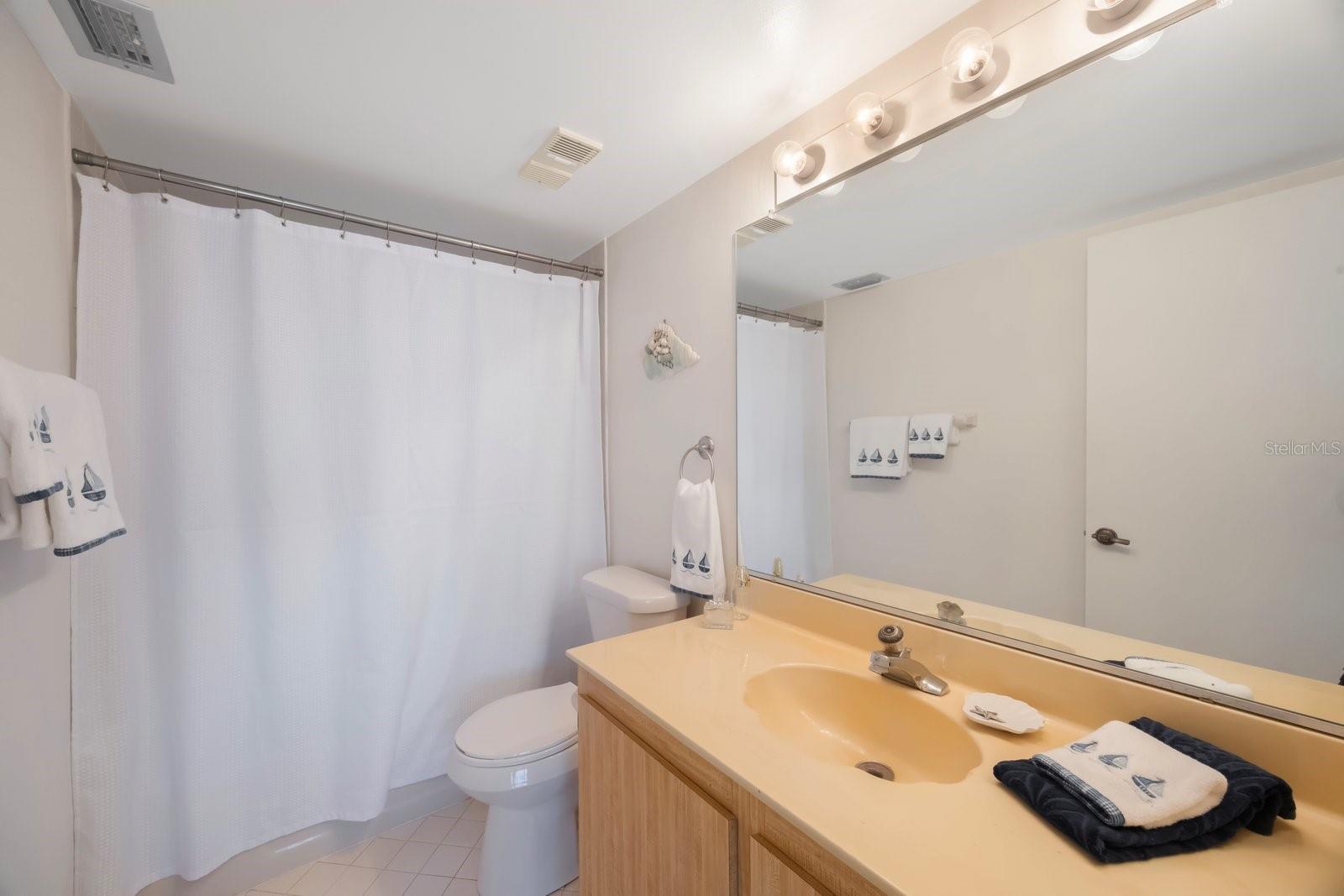 6357 BAHIA DEL MAR BLVD #111, ST PETERSBURG, FL, 33715