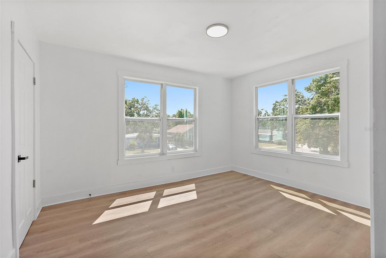 3000 19TH AVE S, ST PETERSBURG, FL, 33712