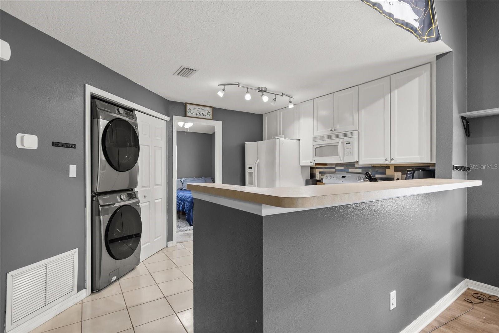 10154 REGENT SQUARE DR #201, ORLANDO, FL, 32825