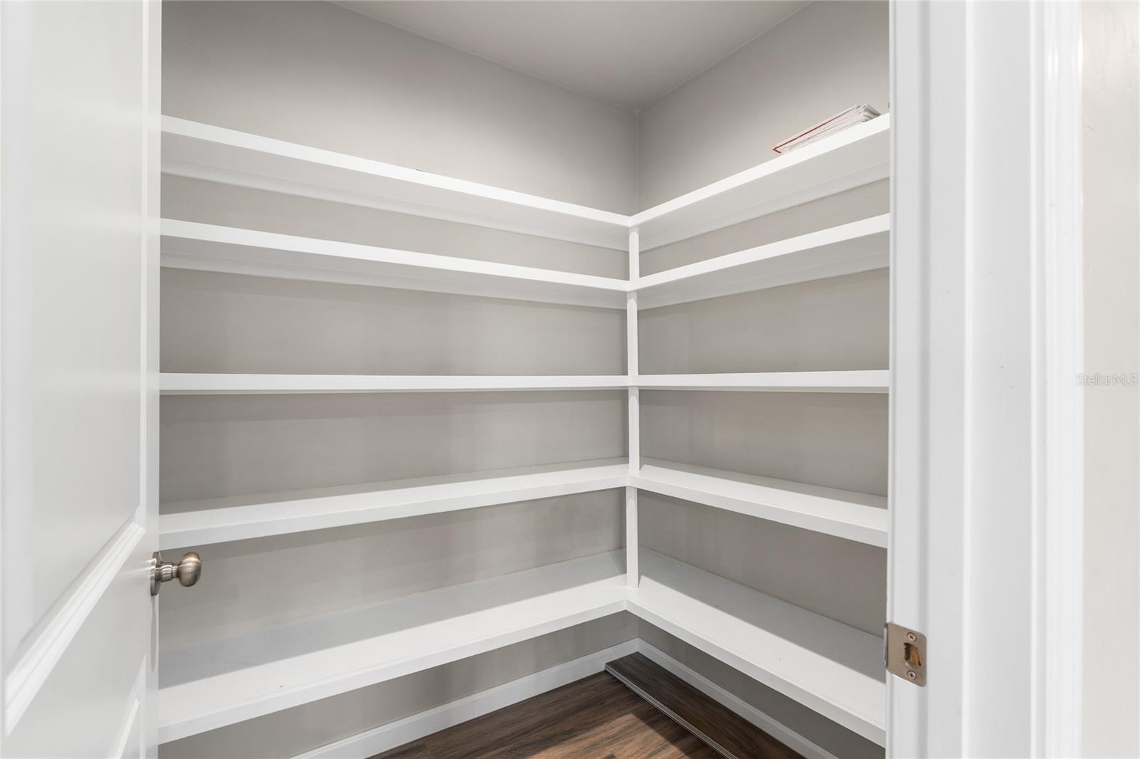 23215 RAILROAD AVE, HIGH SPRINGS, FL, 32643