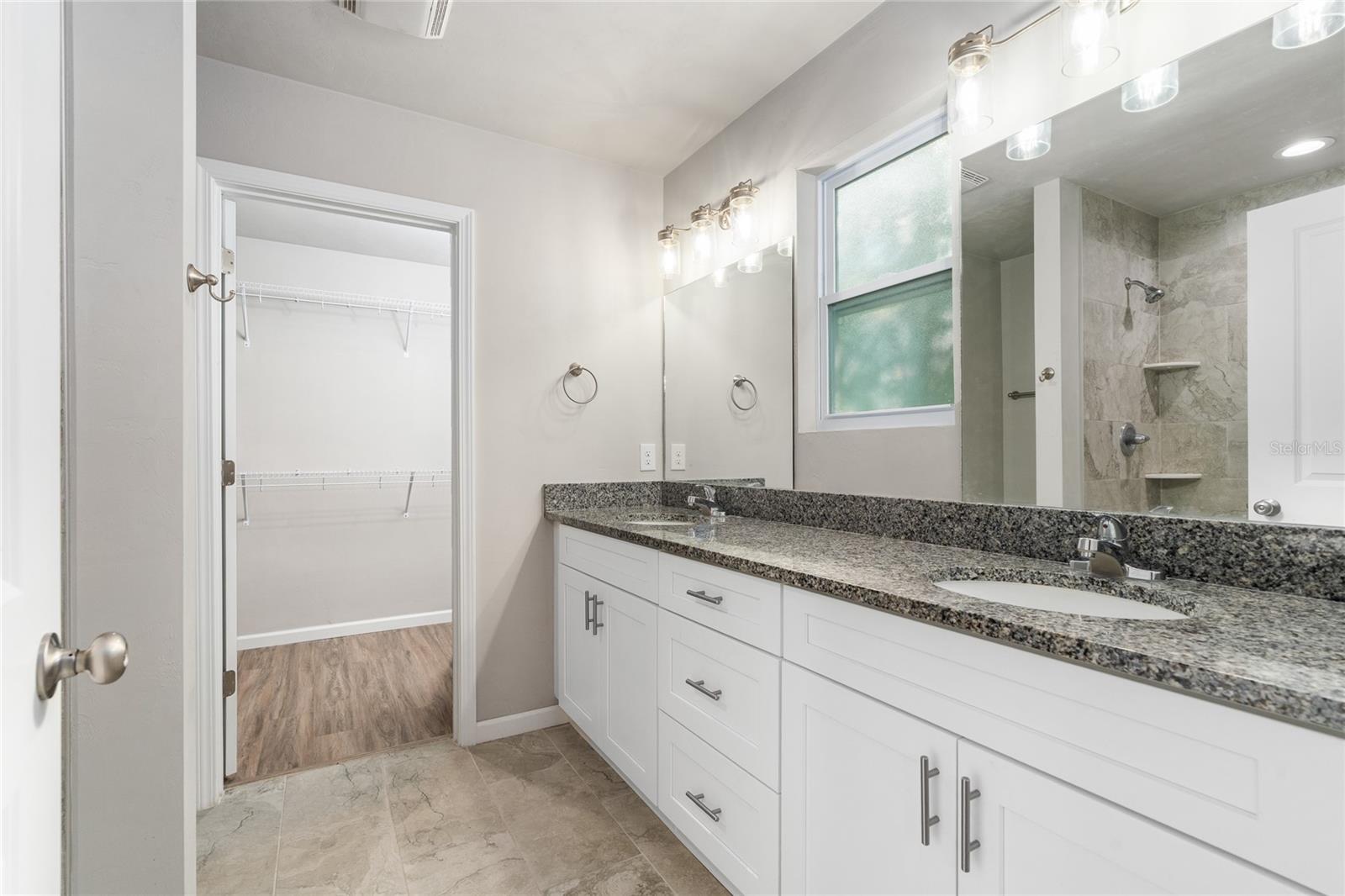 23215 RAILROAD AVE, HIGH SPRINGS, FL, 32643