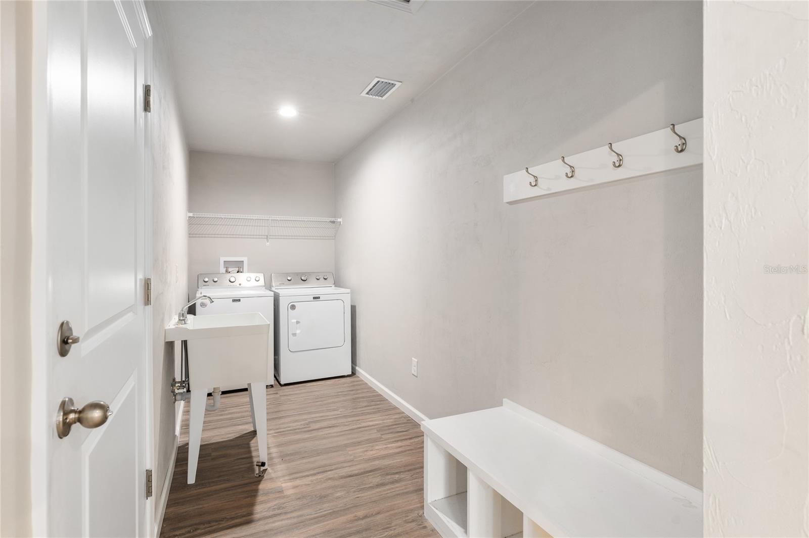 23215 RAILROAD AVE, HIGH SPRINGS, FL, 32643