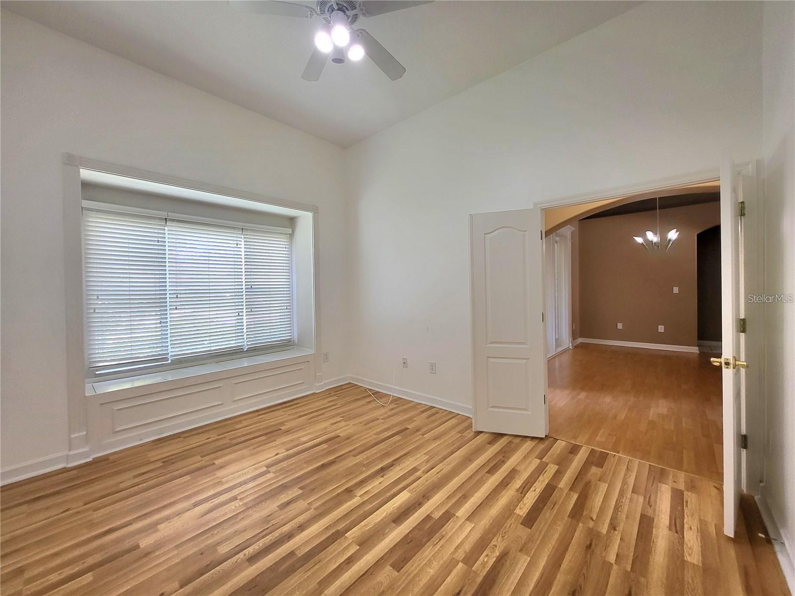 1072 CEASARS CT, MOUNT DORA, FL, 32757