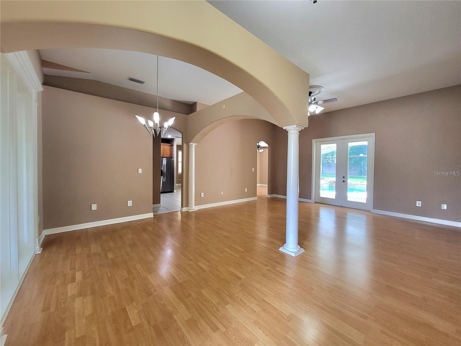 1072 CEASARS CT, MOUNT DORA, FL, 32757