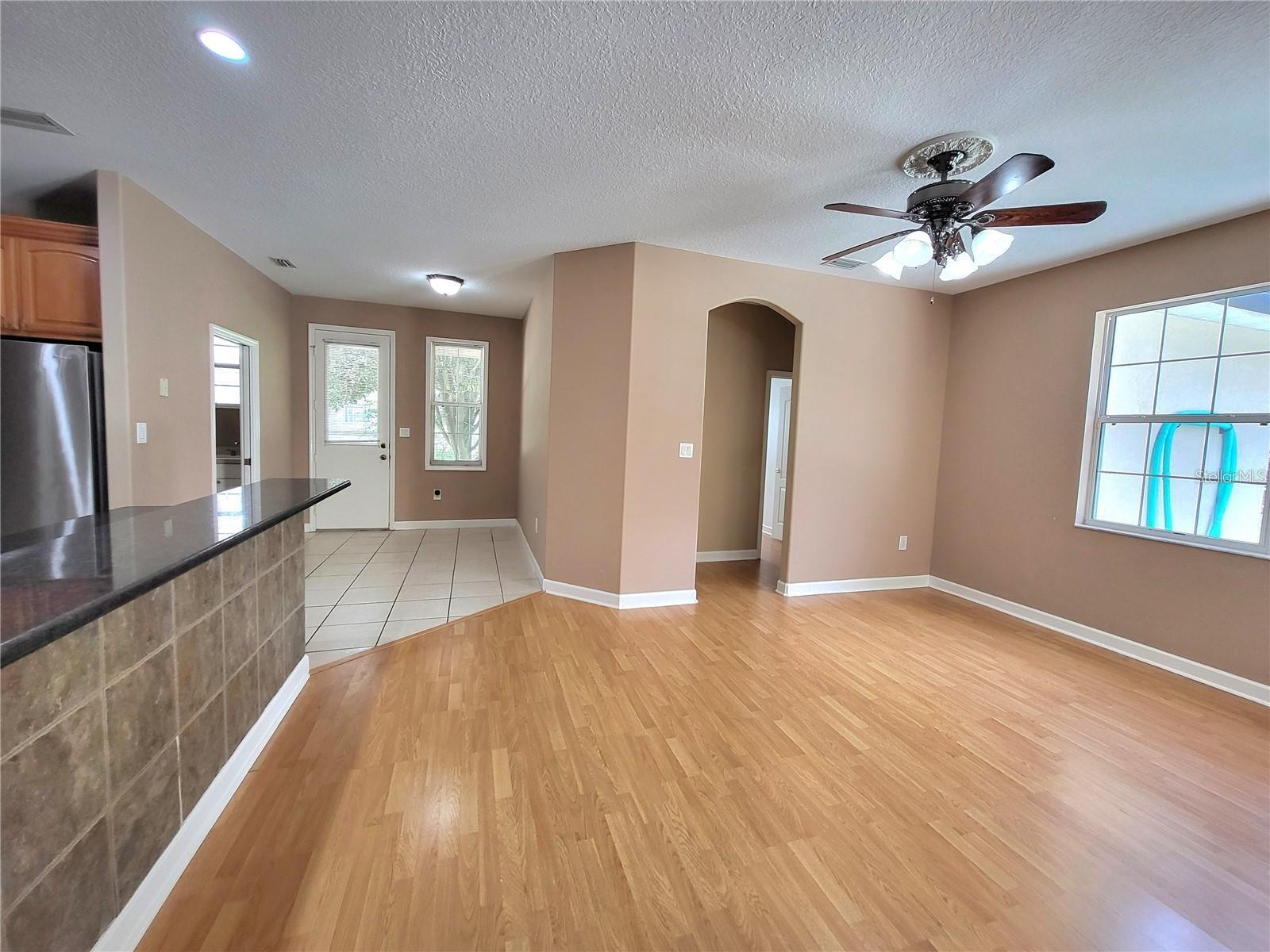 1072 CEASARS CT, MOUNT DORA, FL, 32757