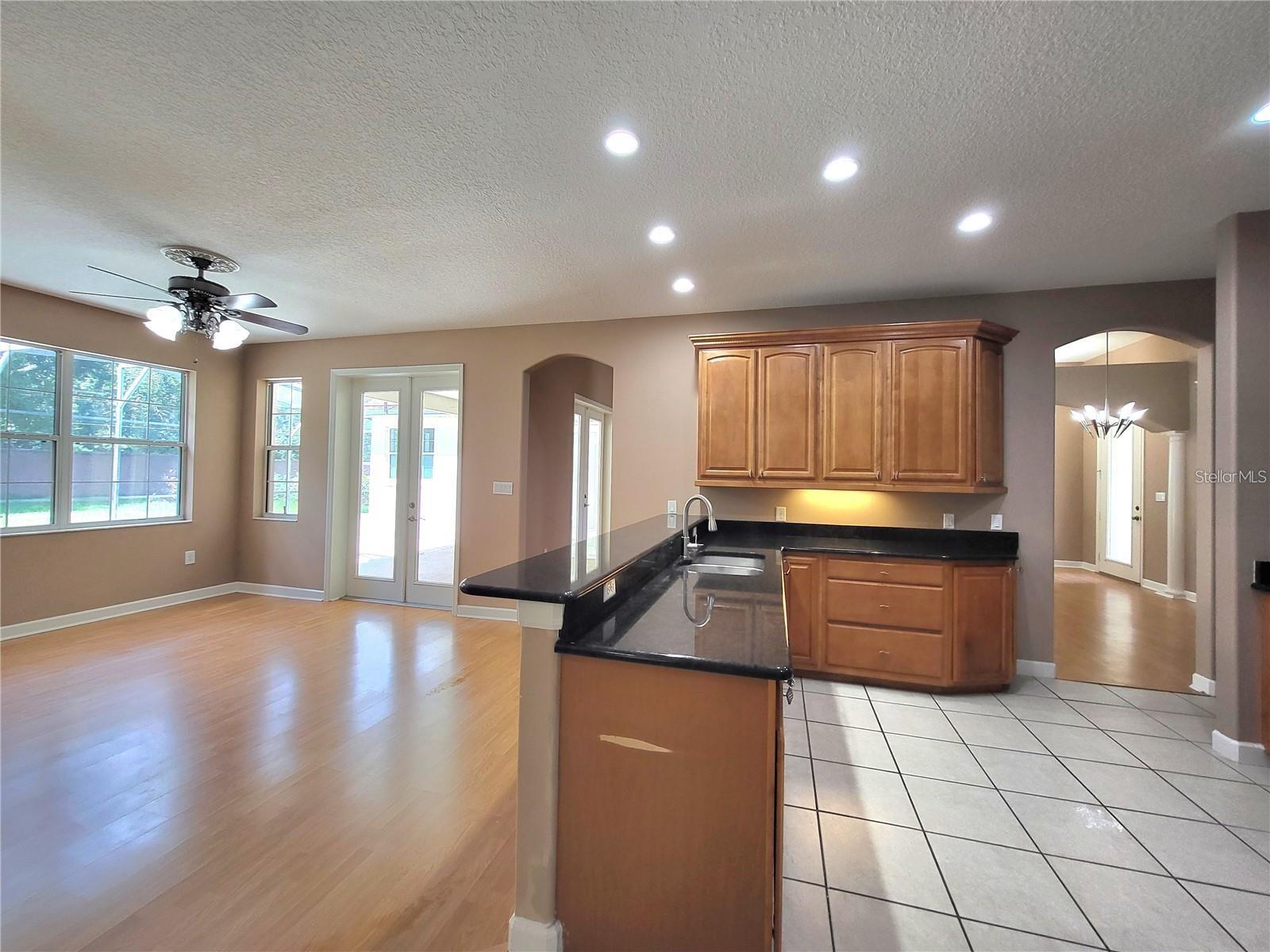 1072 CEASARS CT, MOUNT DORA, FL, 32757