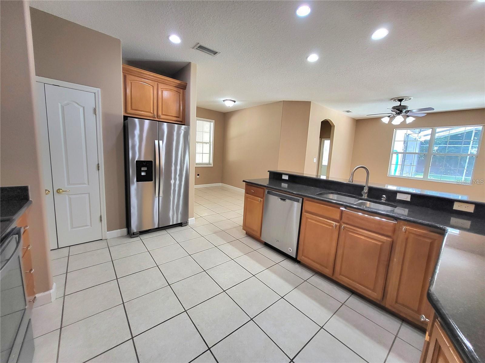 1072 CEASARS CT, MOUNT DORA, FL, 32757