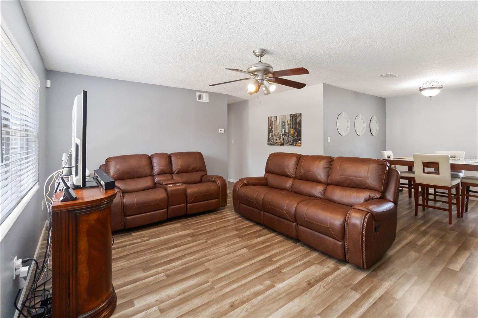 2413 PINEWAY DR, ORLANDO, FL, 32839