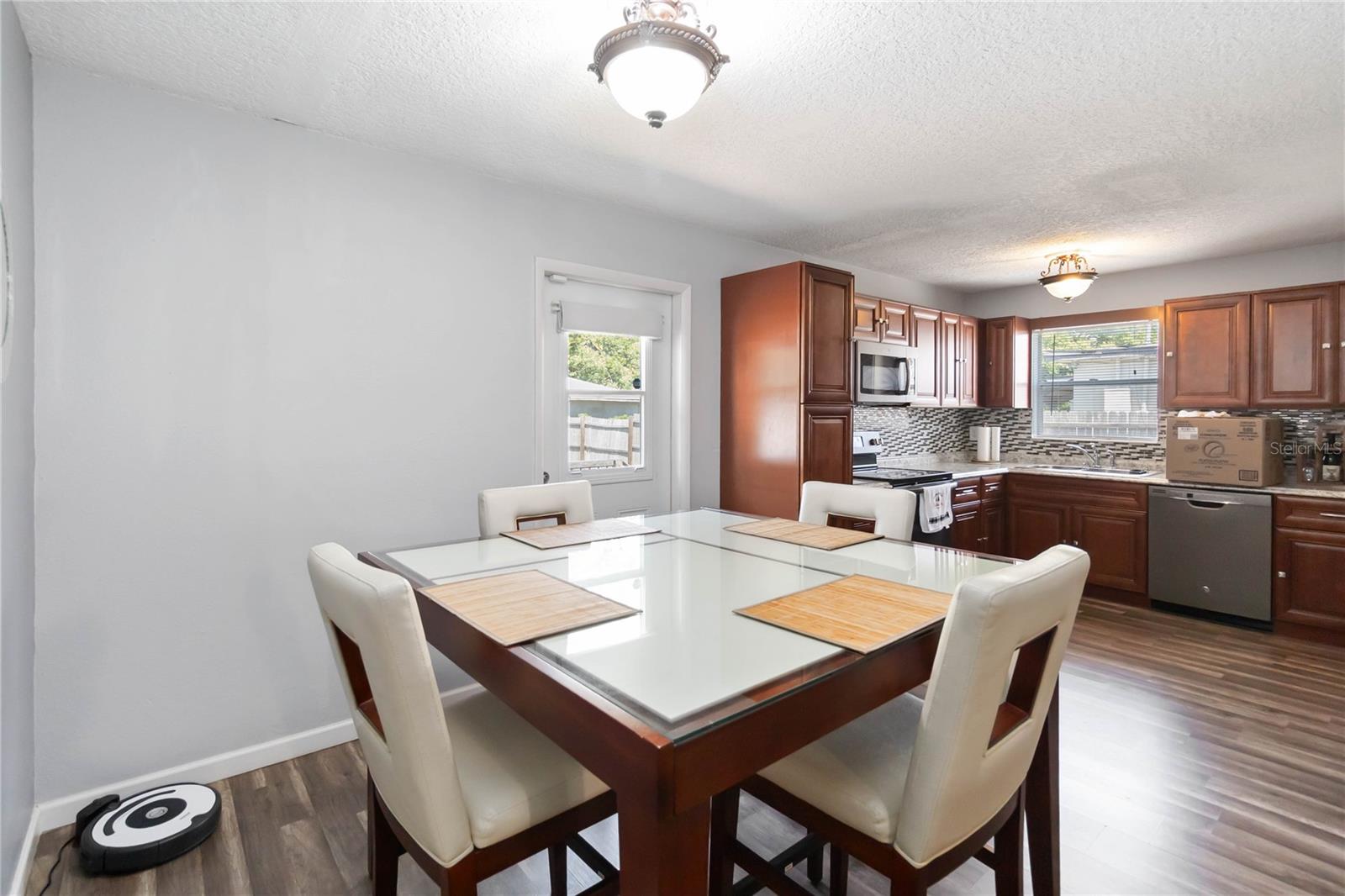 2413 PINEWAY DR, ORLANDO, FL, 32839