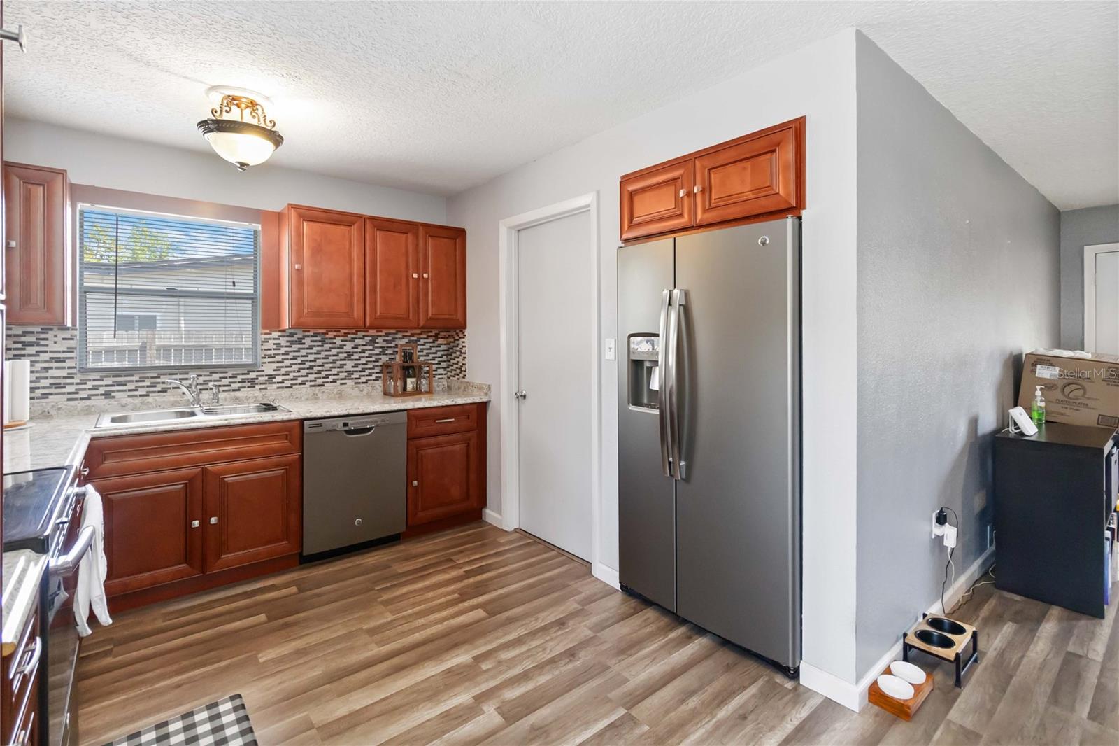 2413 PINEWAY DR, ORLANDO, FL, 32839