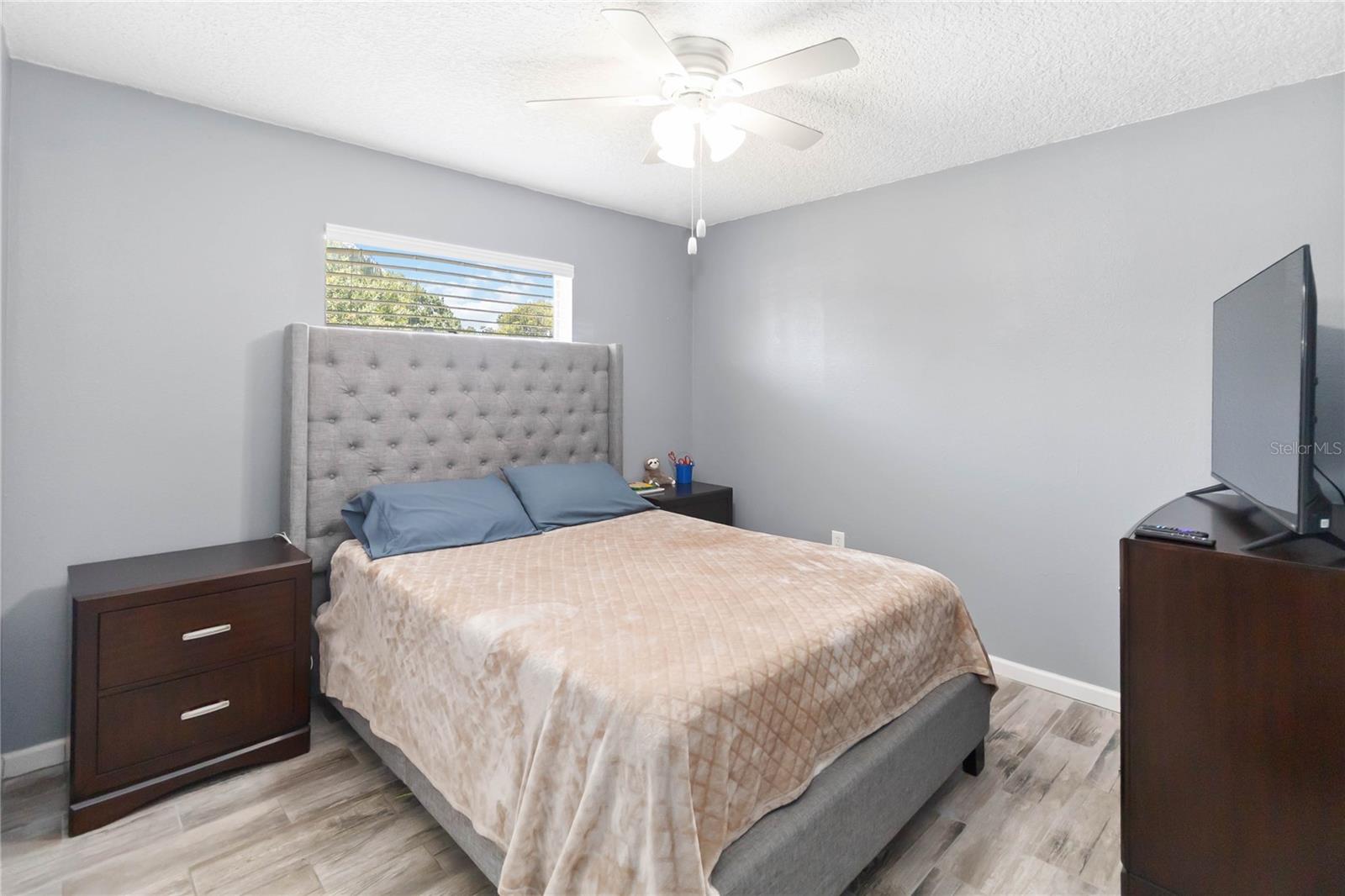 2413 PINEWAY DR, ORLANDO, FL, 32839