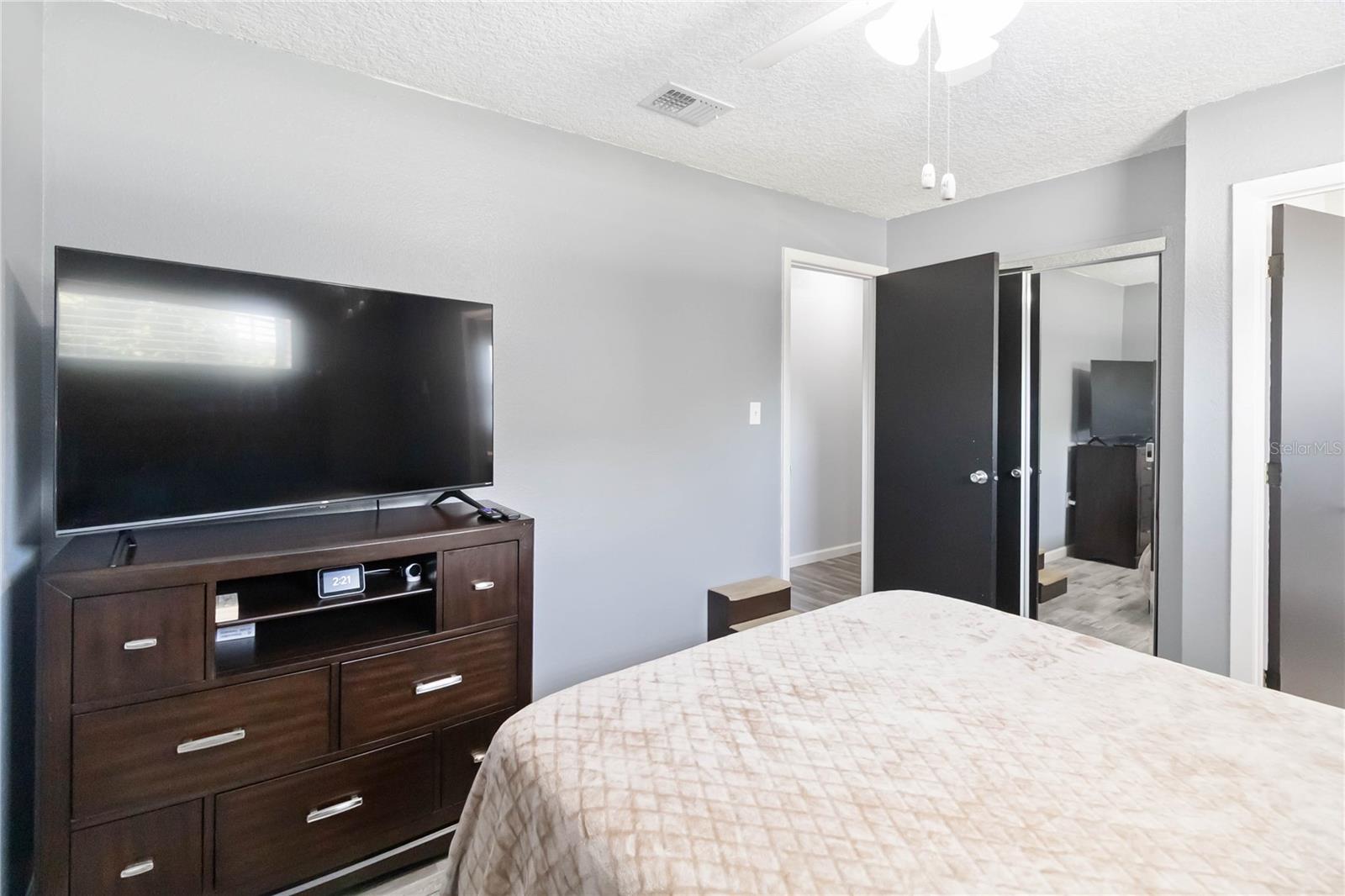 2413 PINEWAY DR, ORLANDO, FL, 32839