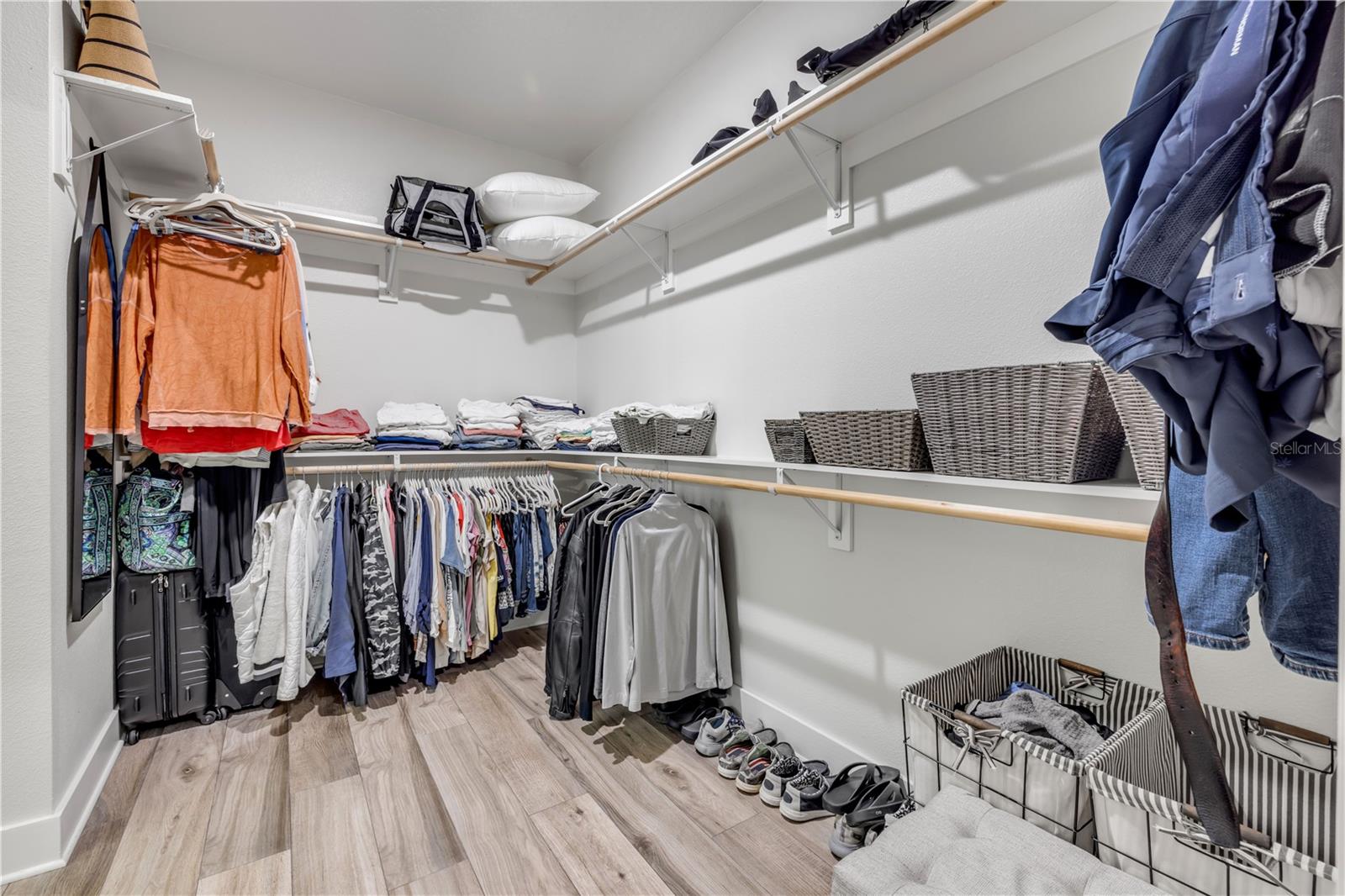 170 LIVE OAK CT, NEW SMYRNA BEACH, FL, 32168