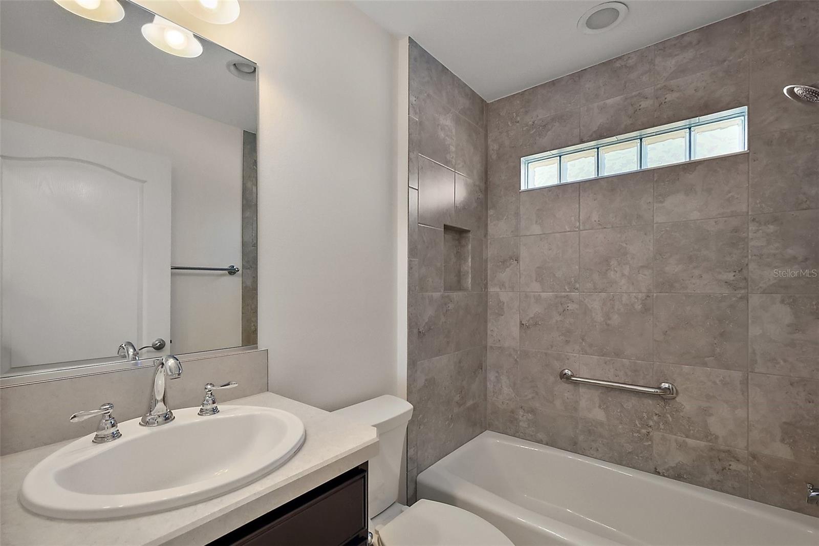 3305 DZURO DR, OXFORD, FL, 34484