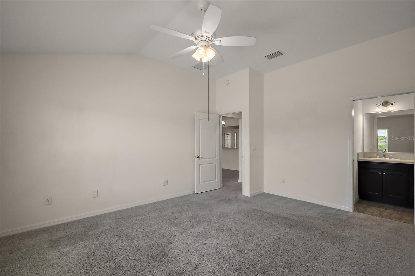 3305 DZURO DR, OXFORD, FL, 34484