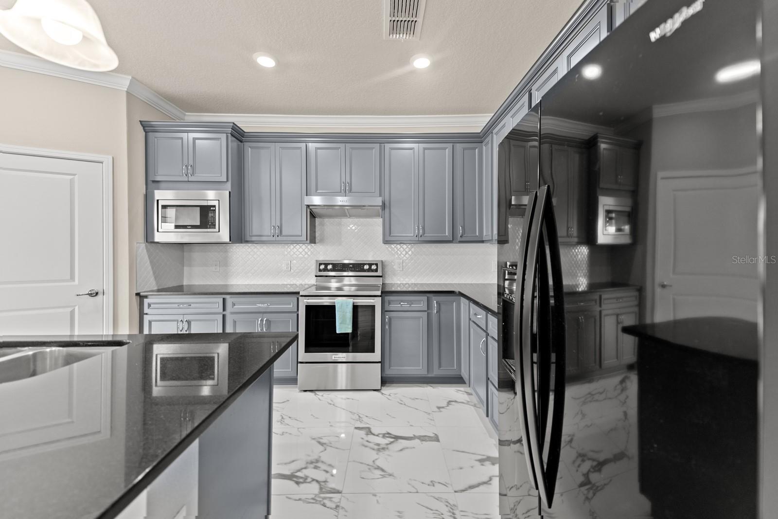 2019 SPRING SHOWER CIR, KISSIMMEE, FL, 34744