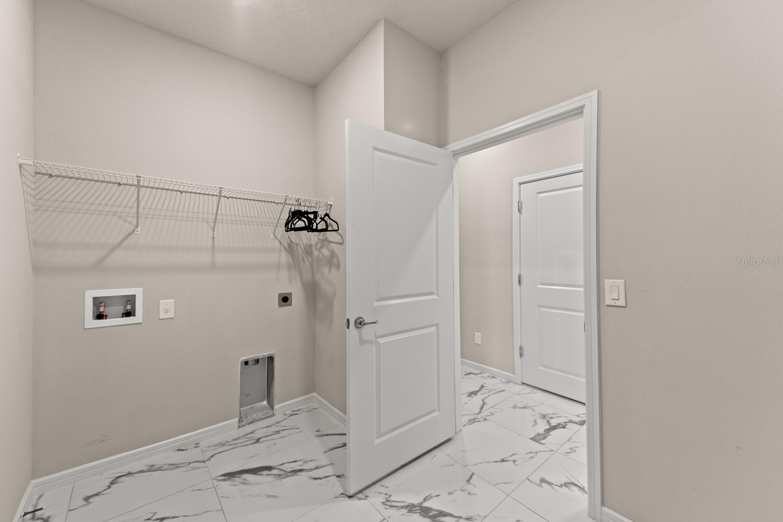 2019 SPRING SHOWER CIR, KISSIMMEE, FL, 34744