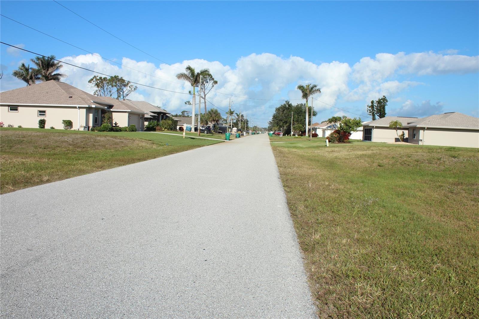 286 LONG MEADOW LN, ROTONDA WEST, FL, 33947