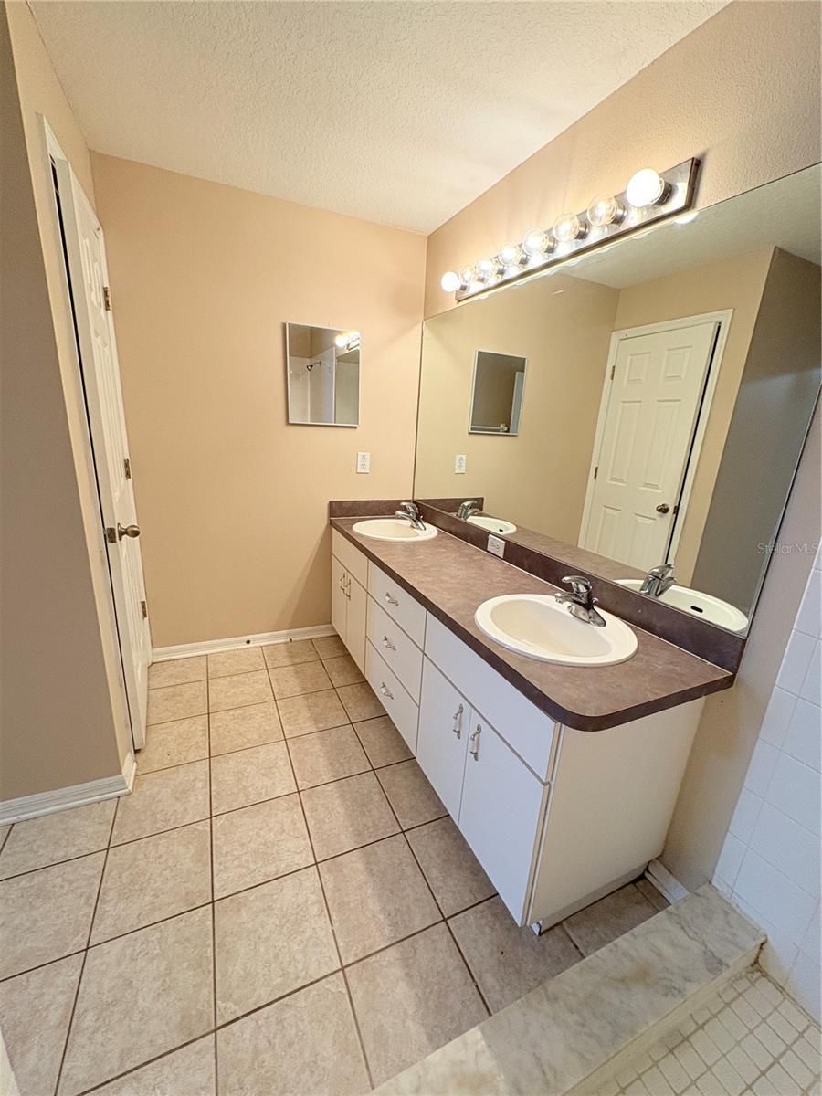 32119 CYPRESS VALLEY DR, WESLEY CHAPEL, FL, 33545