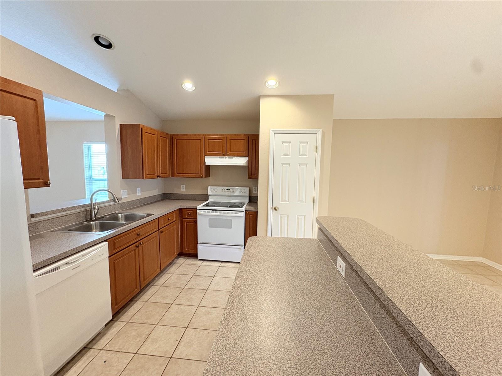 32119 CYPRESS VALLEY DR, WESLEY CHAPEL, FL, 33545