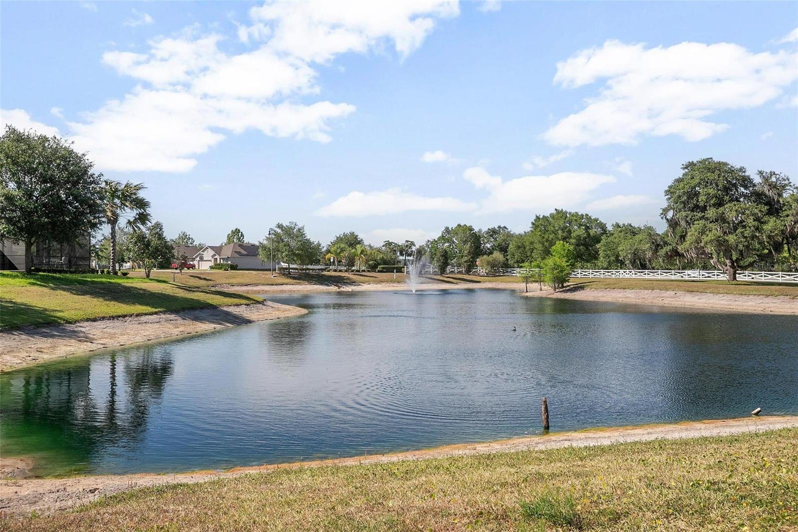 811 GRAND PARK CT, DELAND, FL, 32724