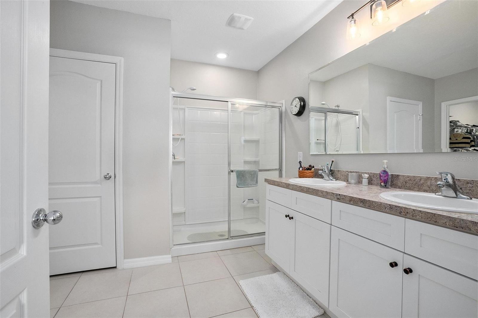 811 GRAND PARK CT, DELAND, FL, 32724