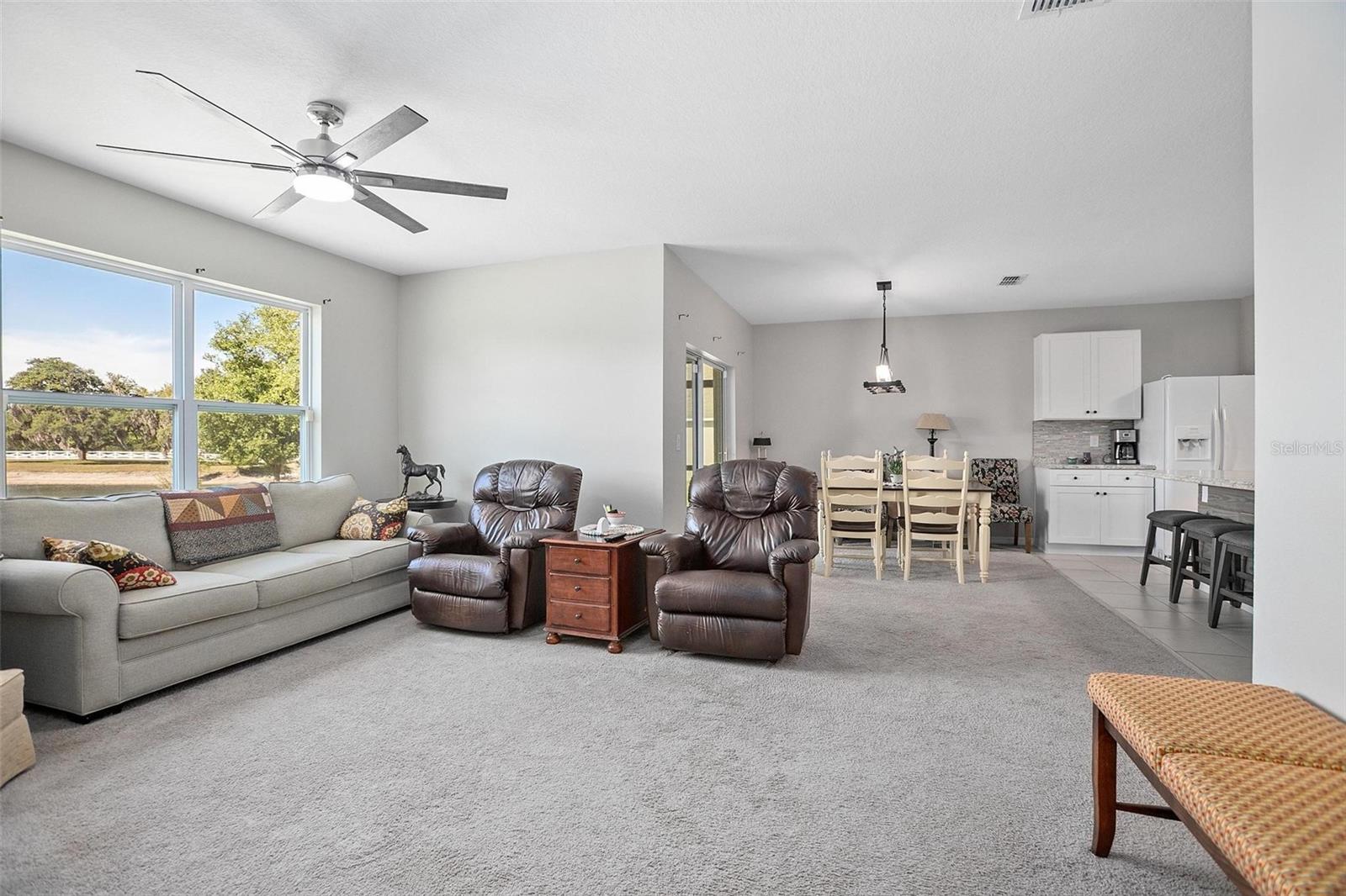 811 GRAND PARK CT, DELAND, FL, 32724