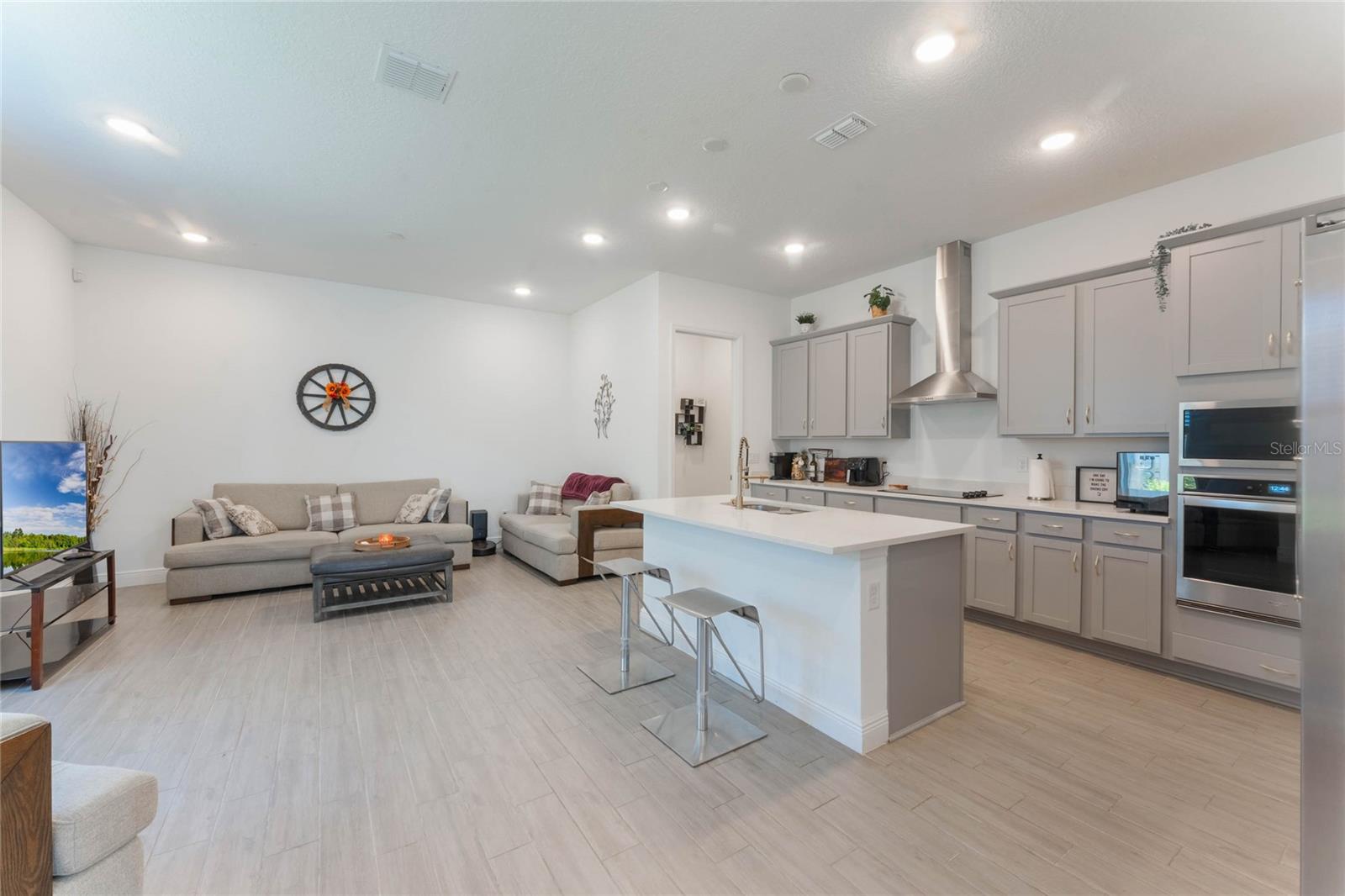 6423 CYRILS DR, ST CLOUD, FL, 34771