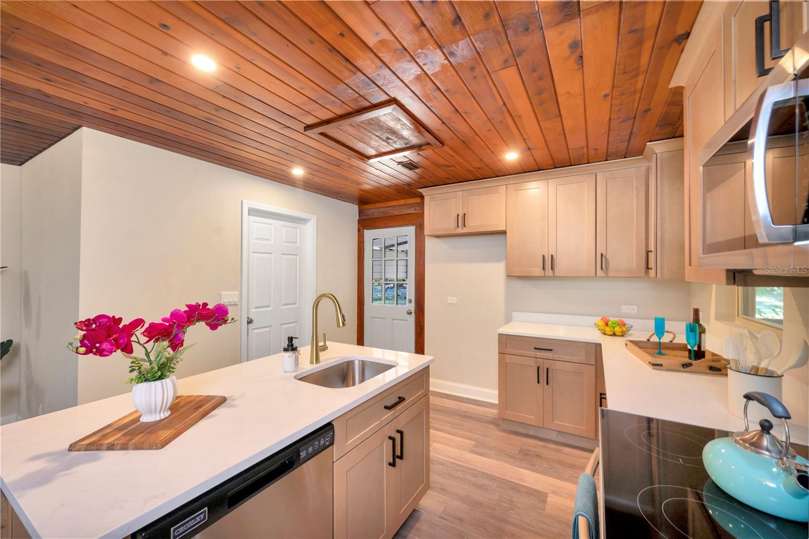 4221 BRACKWOOD RD, SEFFNER, FL, 33584