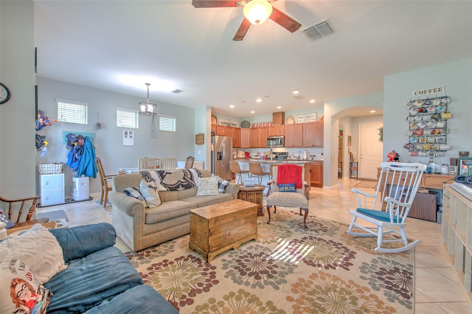 5705 VILLAGE CENTER DR, LITHIA, FL, 33547