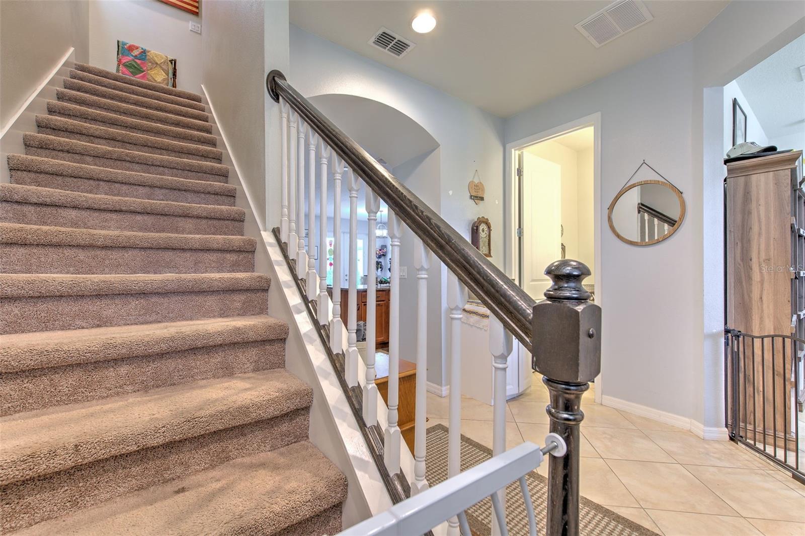 5705 VILLAGE CENTER DR, LITHIA, FL, 33547