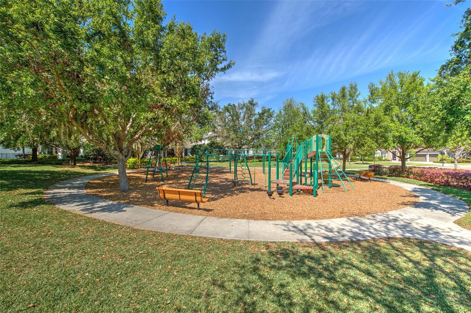 5705 VILLAGE CENTER DR, LITHIA, FL, 33547