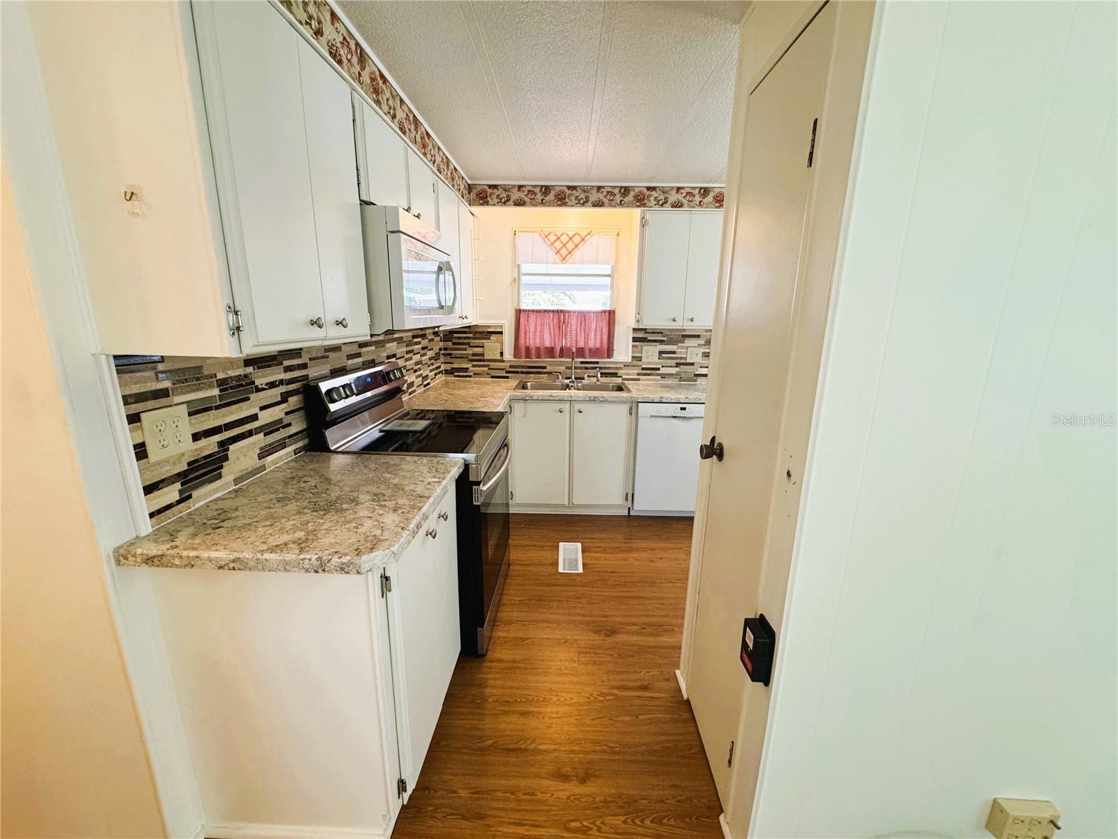 129 DOGWOOD TRL, LEESBURG, FL, 34748