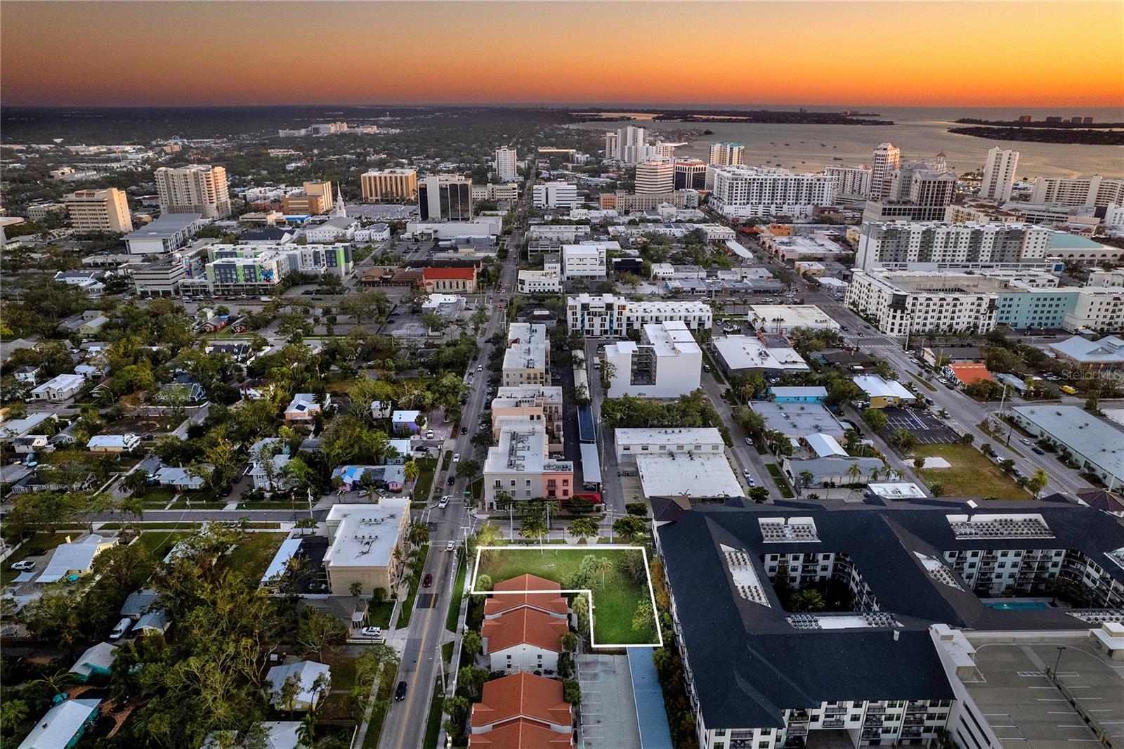 1575 BLVD OF THE ARTS, SARASOTA, FL, 34236