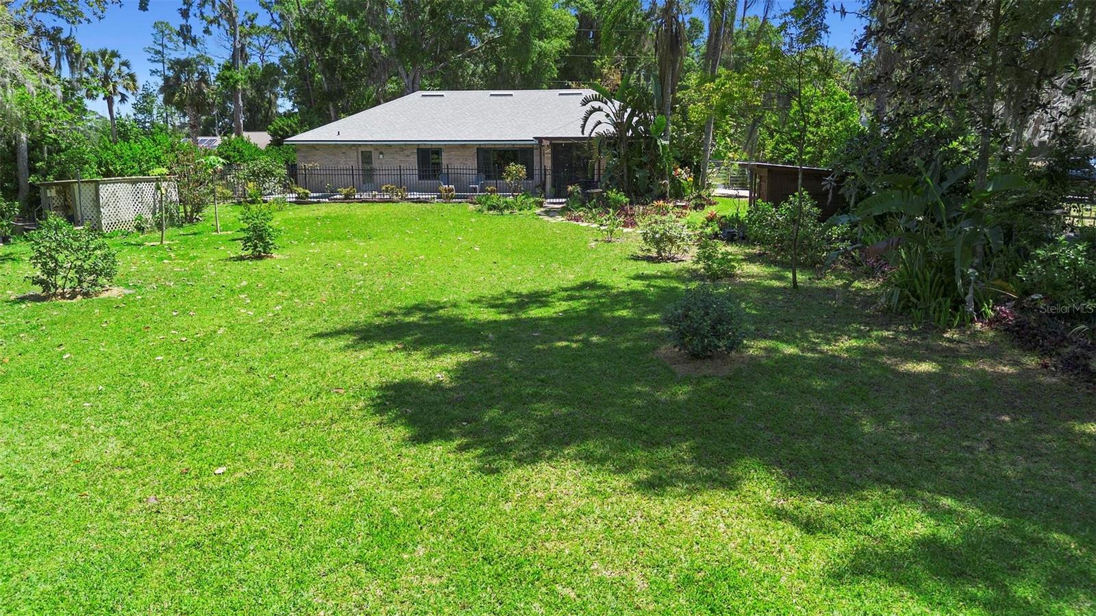 150 LAKE CHARLES RD, DELAND, FL, 32724