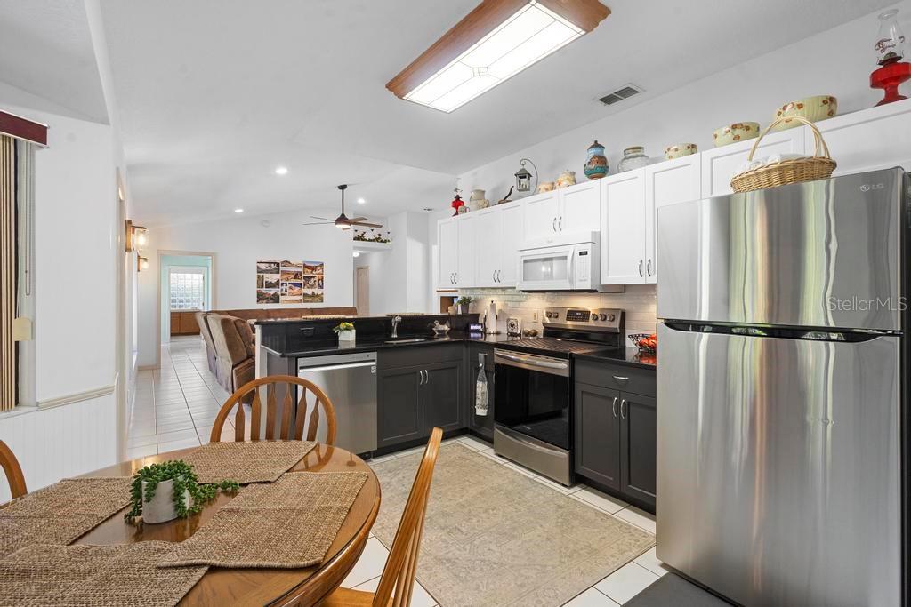 150 LAKE CHARLES RD, DELAND, FL, 32724