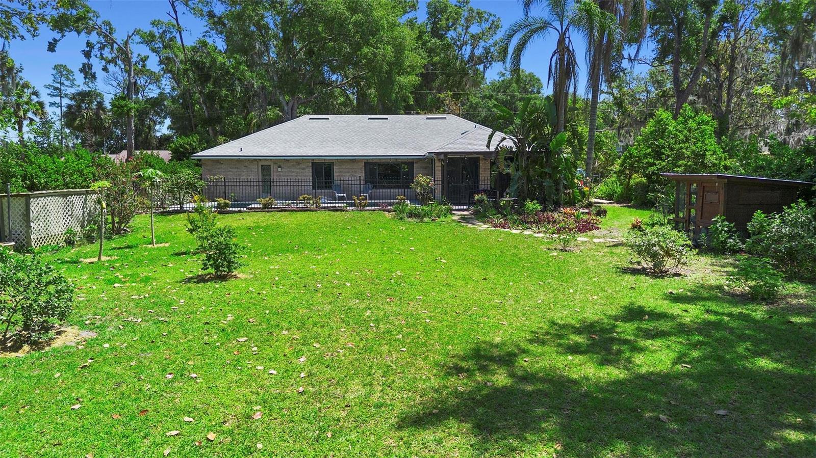 150 LAKE CHARLES RD, DELAND, FL, 32724