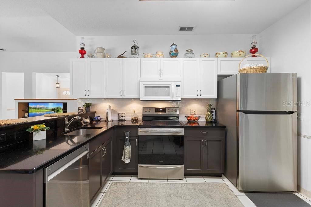 150 LAKE CHARLES RD, DELAND, FL, 32724