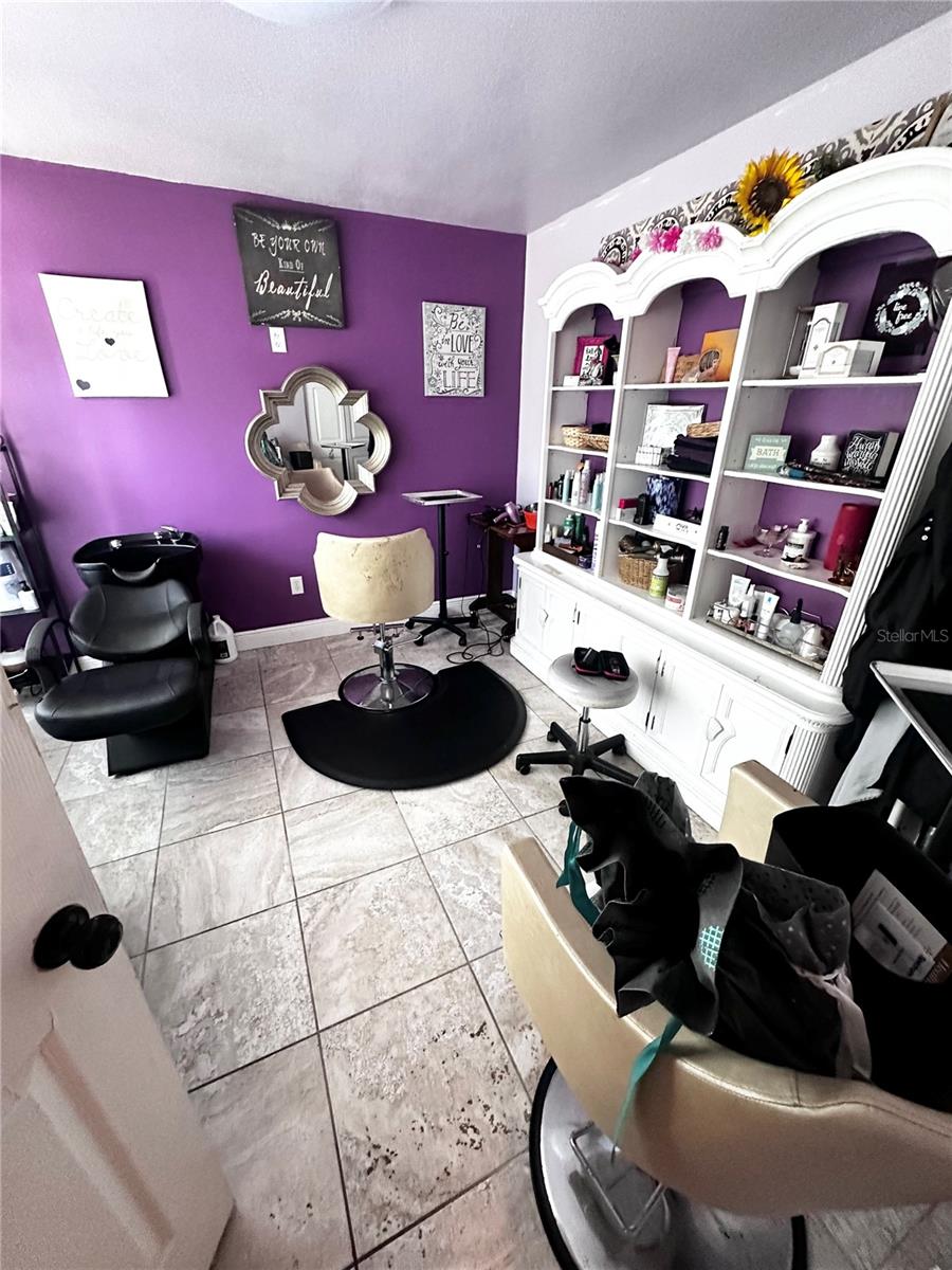 807 W VIRGINIA AVE, TAMPA, FL, 33603