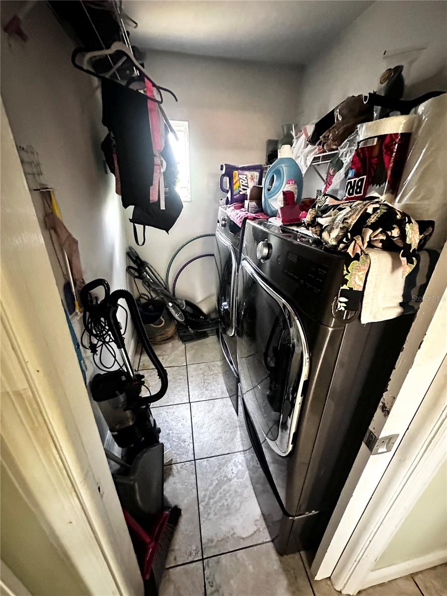 807 W VIRGINIA AVE, TAMPA, FL, 33603